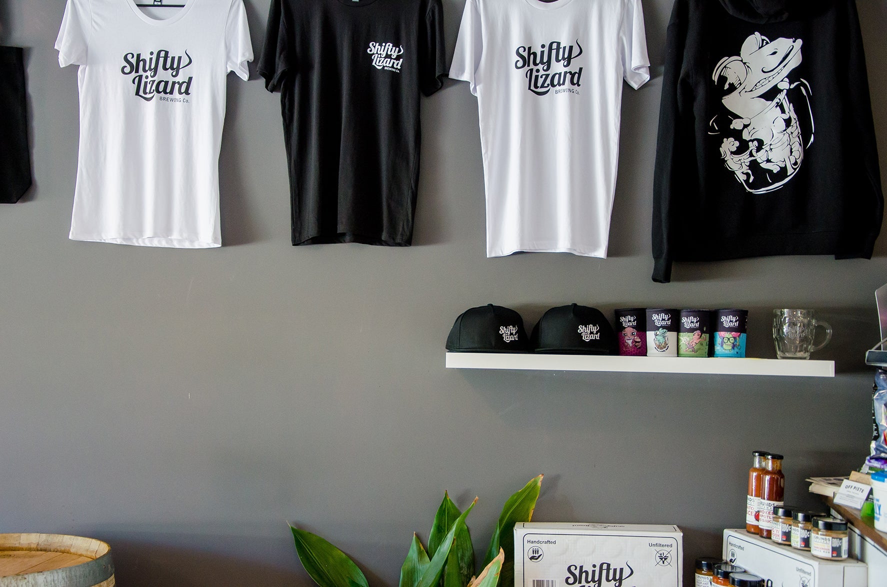 MERCH – shifty lizard
